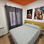 بيت ضيافة Arc House
