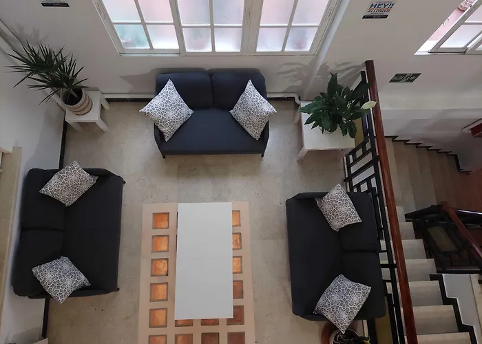 Arc House