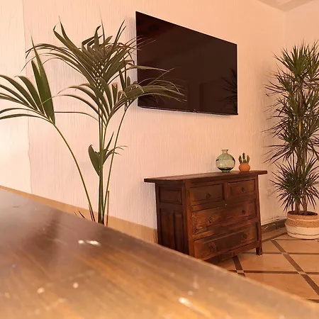 ゲストハウス Arc House *